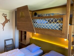 2 bedrooms, free WiFi, bed sheets - Comfortable 2-bedroom apt. at slopeside for 7 people (Avoriaz)