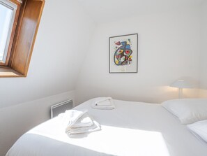 2 bedrooms, free WiFi, bed sheets