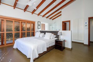 Luxury-Villa | 3 Schlafzimmer, Bügeleisen/Bügelbrett, kostenloses WLAN, Bettwäsche