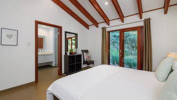 Luxury Villa | 3 bedrooms, iron/ironing board, free WiFi, bed sheets