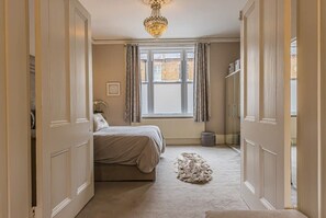 1 bedroom, iron/ironing board, travel cot, WiFi
