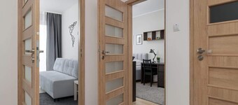 Stylish Apartment with Balcony | Parking | Air Conditioning