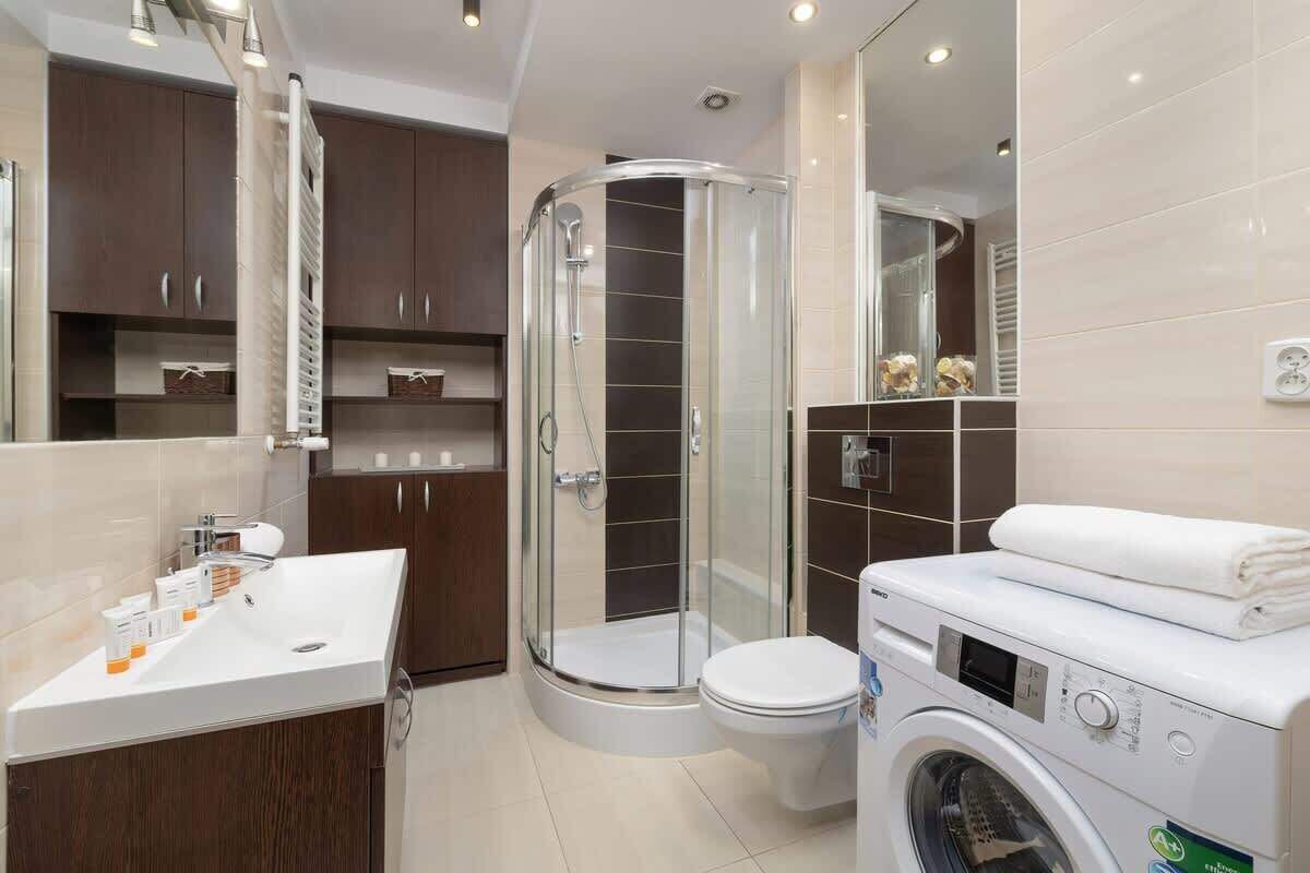Douche, séchoir à cheveux