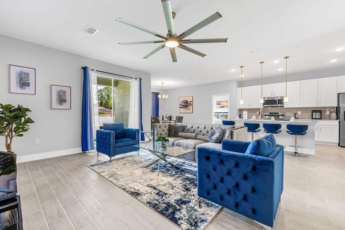 New Beautiful 3 Bed Home in Palm Bay-221DS