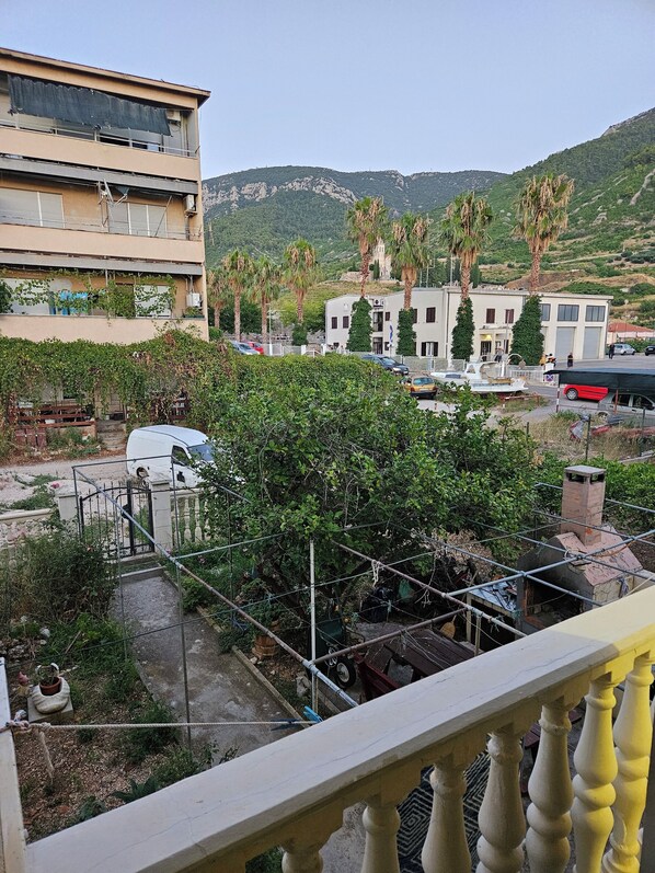 Apartment | Property grounds