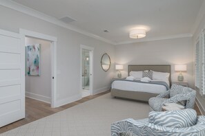 4 bedrooms, WiFi, bed sheets
