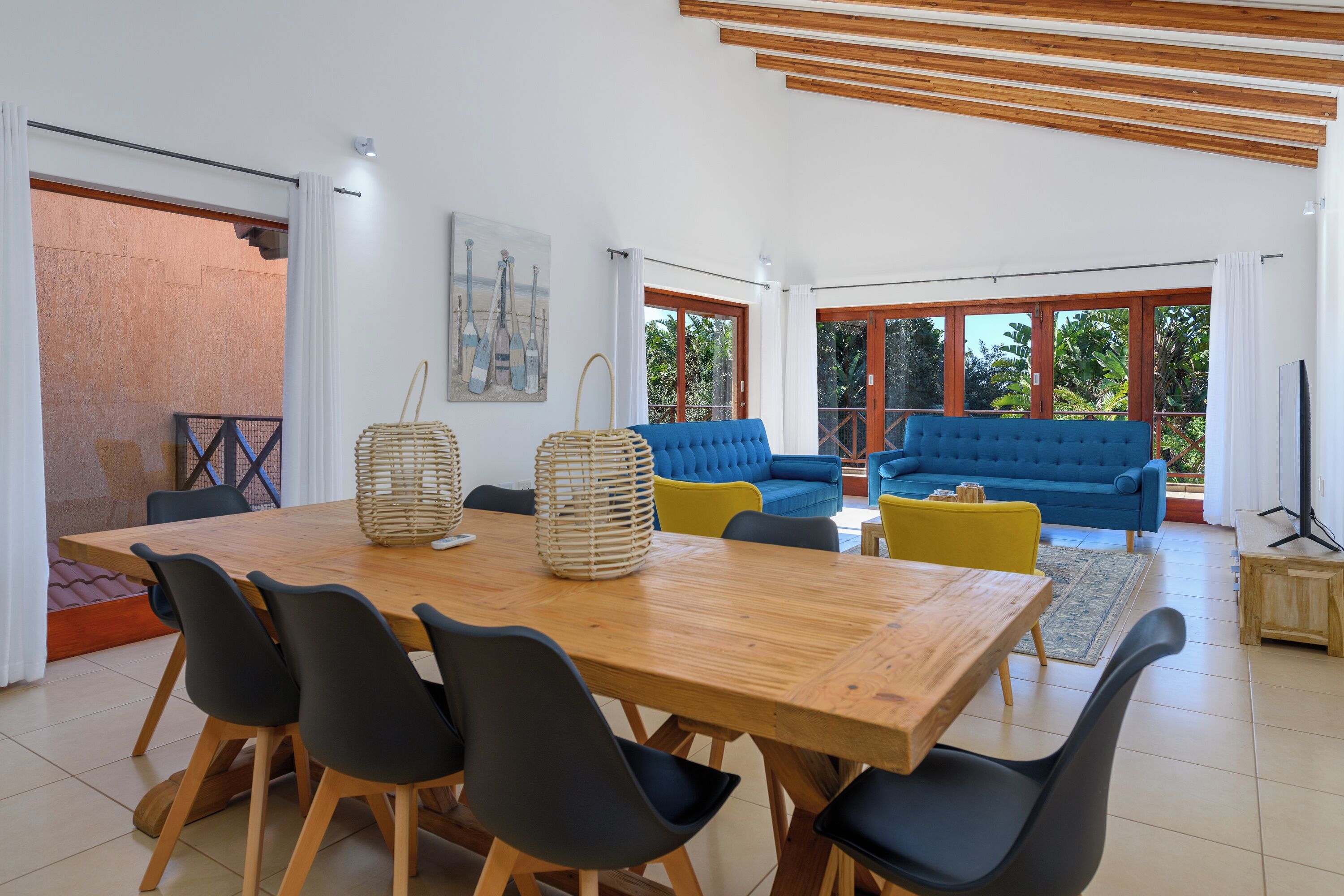 Superior Villa | In-room dining