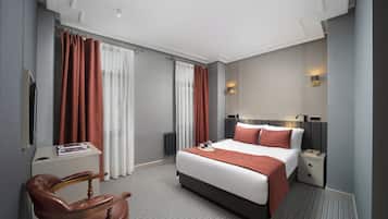 Superior kamer, 1 twee- of 2 eenpersoonsbedden | Luxe beddengoed, een minibar met enkele gratis items