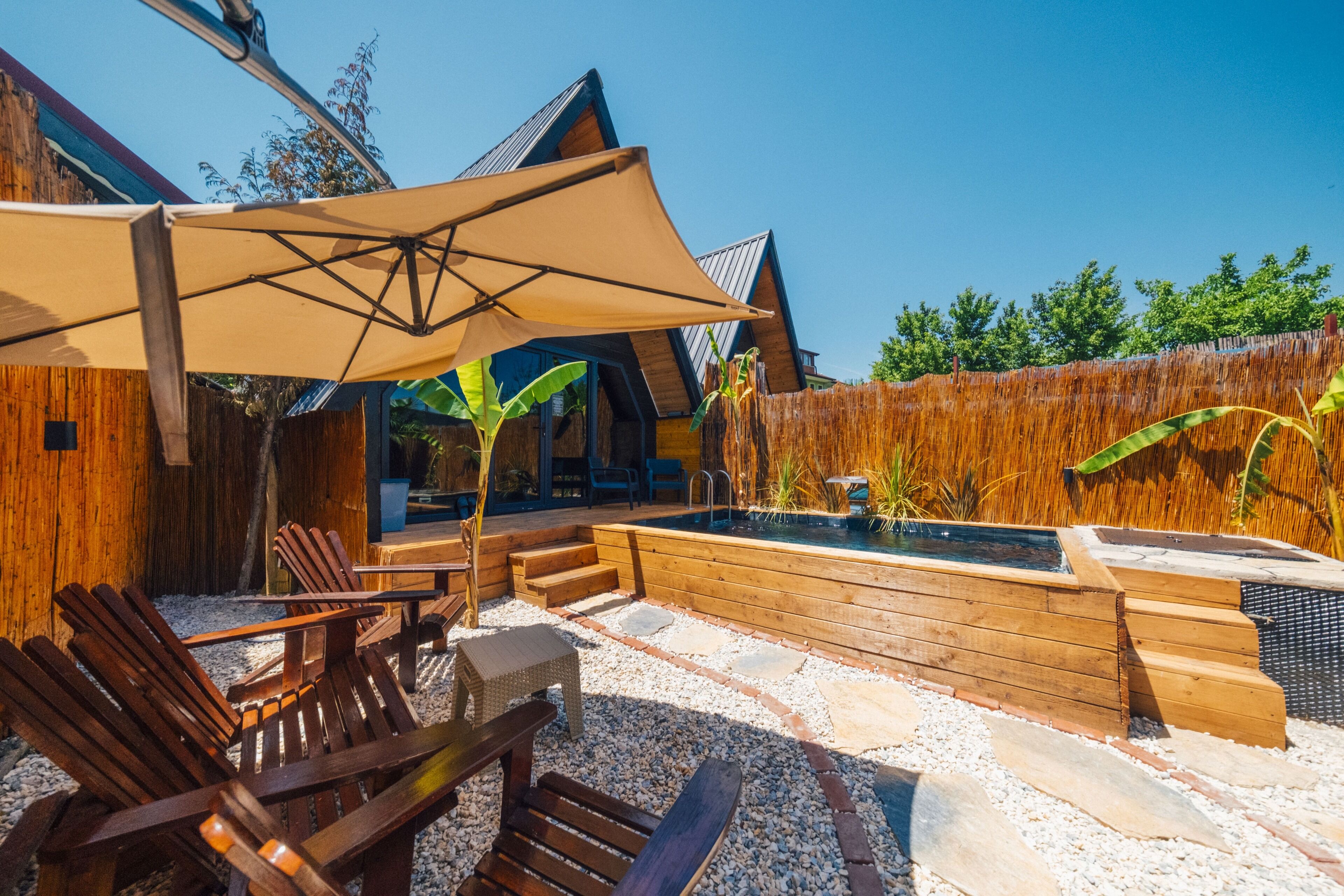Bungalou Elite | Roba de llit d'alta qualitat, cobrellits i escriptori 