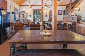 TV, fireplace, table football - Ski-In/Out| Schweitzer Red Behr Inn | Hot Tub (Sandpoint)