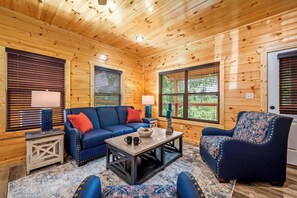 Fernseher, Kamin, Arbeitsbereiche