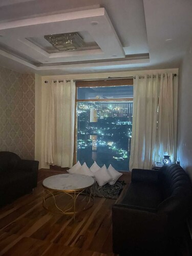 Mesmerizing Views and comfortable Stay close to all major attractions in Shimla