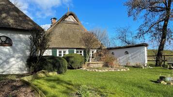 Bagian depan properti