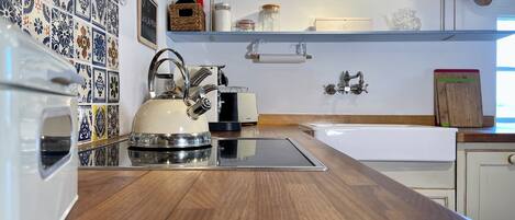 Ferienhaus | Eigene Küche | Kühlschrank, Ofen, Herdplatte, Geschirrspüler