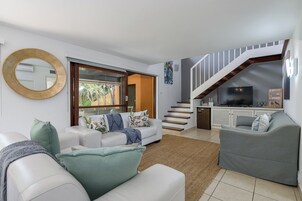 Classic Villa | Living area