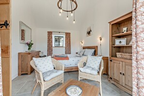 1 bedroom, iron/ironing board, travel cot, WiFi