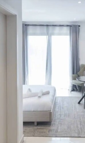 1 camera, ferro/asse da stiro, Wi-Fi, lenzuola