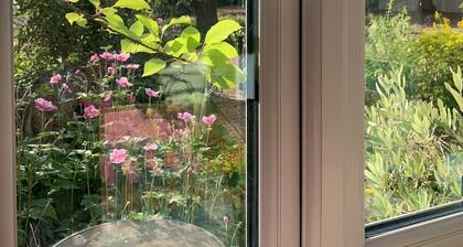 Charming and Modern 3 bed Cottage in Wansford