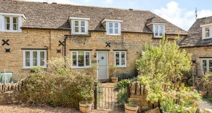 Charming and Modern 3 bed Cottage in Wansford