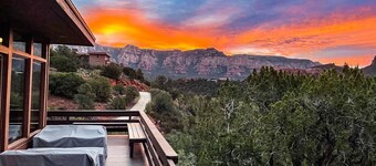 3-acre Private Designer Villa-borders Forest-forever Views