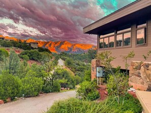 House | 3 bedrooms - 3-acre Private Designer Villa-borders Forest-forever Views (Sedona)