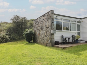 Exterior - Y Twll Bollt (Haverfordwest)