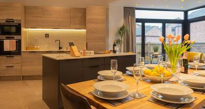 Escape 2 Unwind At The Parade Accommodates 10