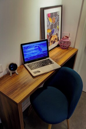 IPod dock - Hostello (Bucharest)