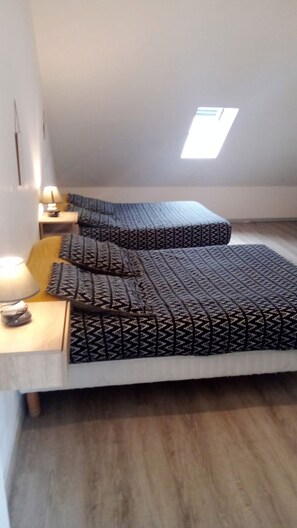 Lits bébé (en supplément), Wi-Fi gratuit, draps fournis