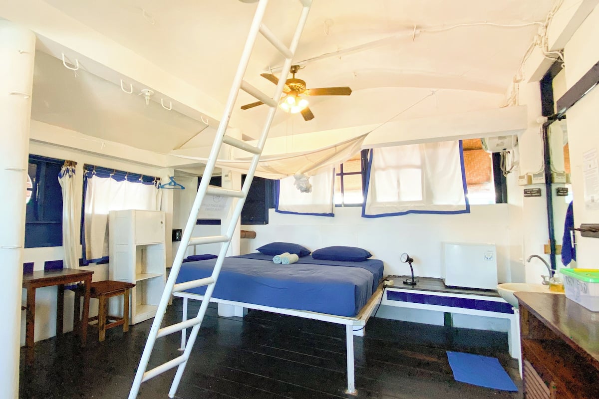 Deluxe Double or Twin Room | Beach/ocean view