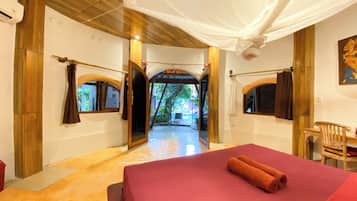 Quarto casal ou duplo luxo | Cofres nos quartos, Wi-Fi de cortesia, roupa de cama