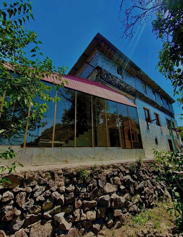 Front of property - Hotelvvv888 (Yerevan)