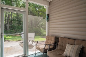 Interior - TB 93C Wonderful 3/bed 2/bath Garden home in True Blue (Pawleys Island)