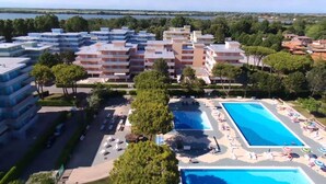 Unclassified image, 3 of 22, button - Vibrant Apartment in a Pool Paradise (San Michele al Tagliamento)