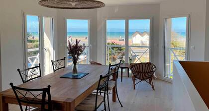 Entire Seaside House, 160m² – 3 Bedrooms, Sleeps 6