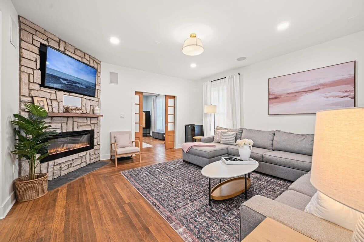 TV, fireplace, DVD player, stereo