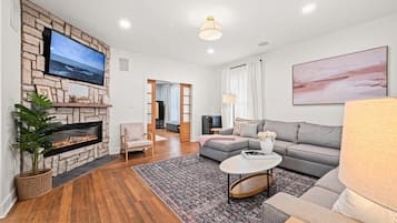 TV, fireplace, DVD player, stereo