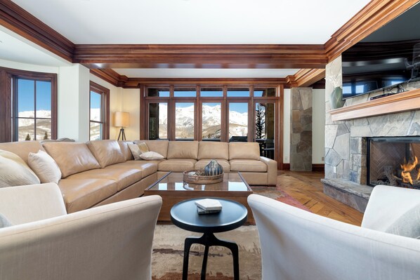 Smart TV, fireplace, offices