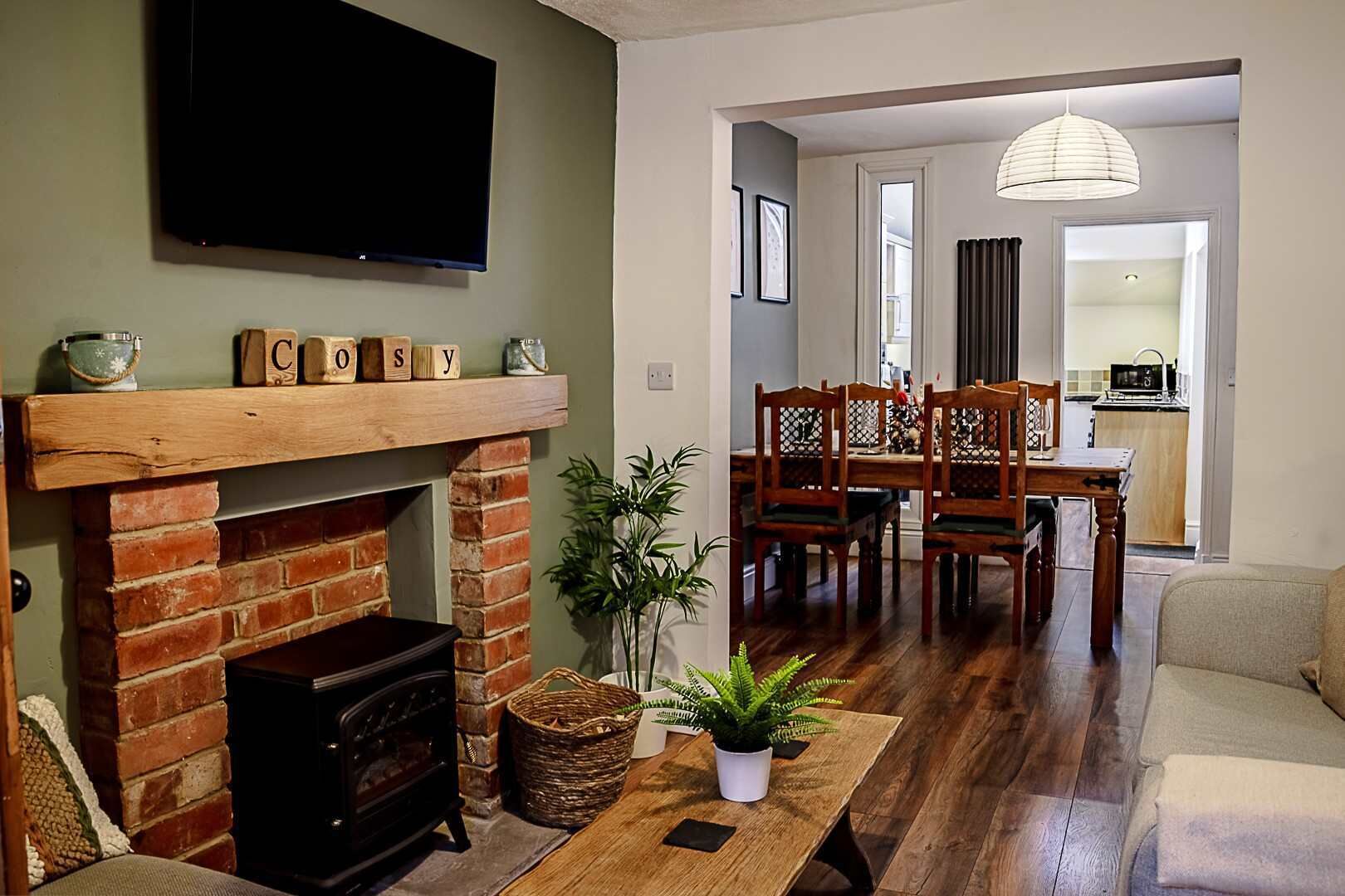 TV, fireplace, offices
