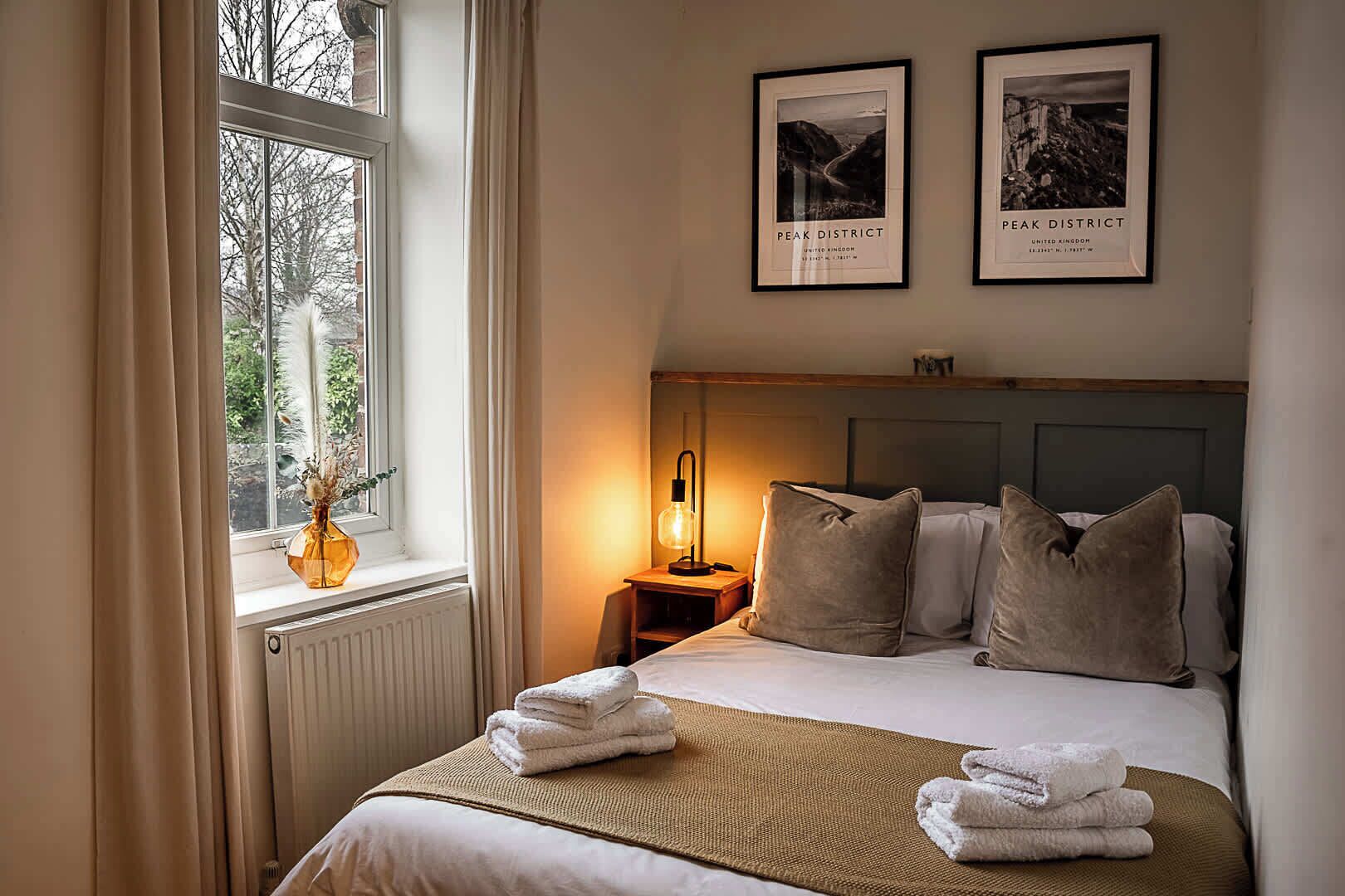 2 bedrooms, iron/ironing board, travel cot, bed sheets