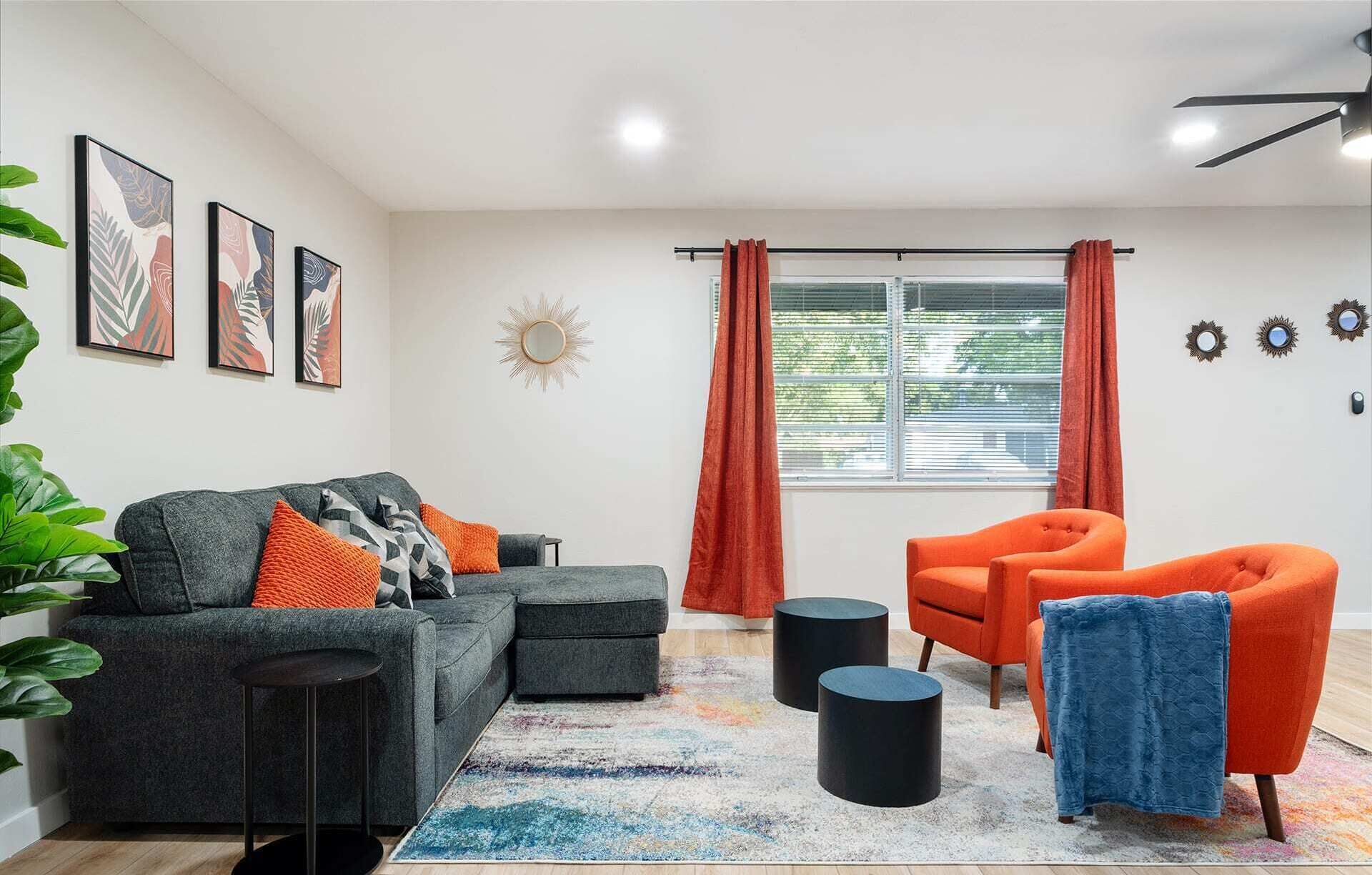 Upstay - Bungalow w Games, Golf, Fire and Patio