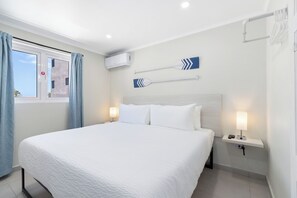 2 bedrooms, desk, iron/ironing board, travel cot