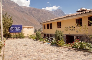 Front of property - Inka's Haven Hotel (Ollantaytambo)