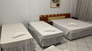 Basic Room | 1 bedroom, free WiFi - HotStar Thermas Hotel com Acesso a Park Aquático (Caldas Novas)