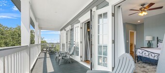 Pelican View Beach House - Private Beach!!