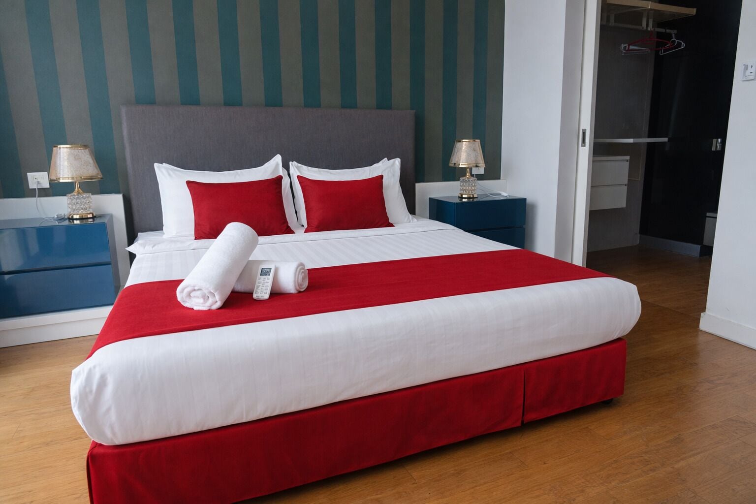 Executive Suite, 2 Bedrooms, City View