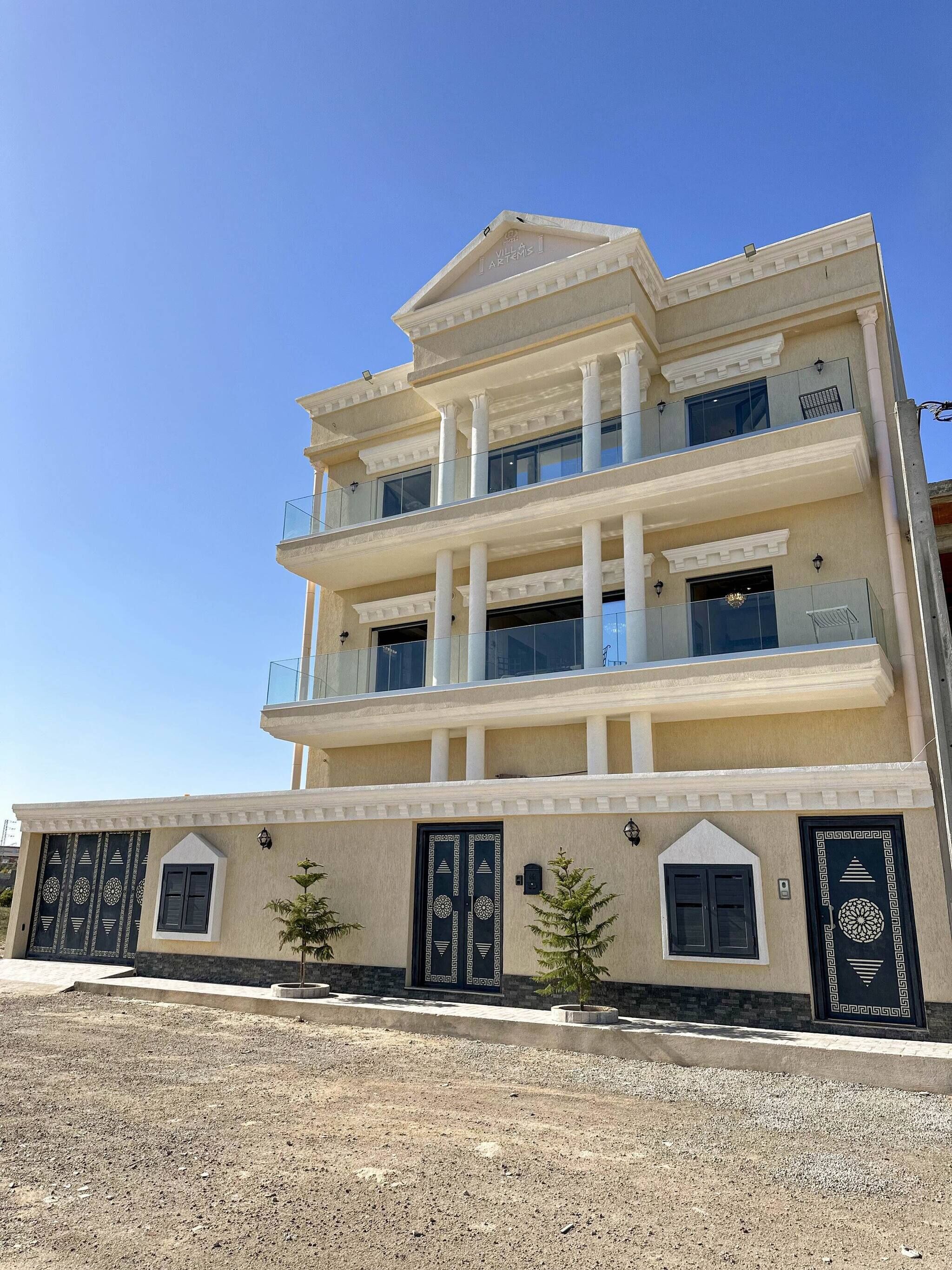 Apartment, 1 Bedroom, Smoking, Balcony | Front of property