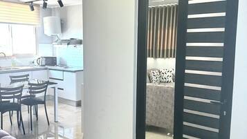 Apartemen, 1 kamar tidur, Boleh Merokok, balkon | Interior
