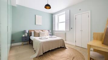 Apartment | 2 bedrooms, hypo-allergenic bedding, individually furnished