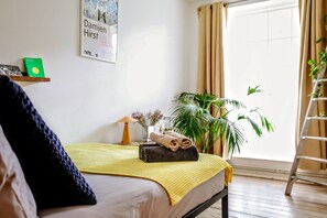 2 chambres, fer et planche à repasser, accès au Wi-Fi (inclus)
